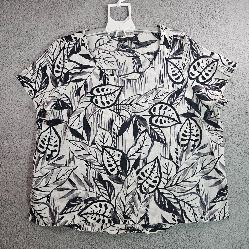 Tahari Black and White Leaf Print Tunic